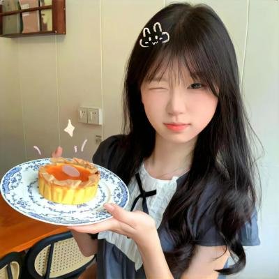 赤裸的美奈子